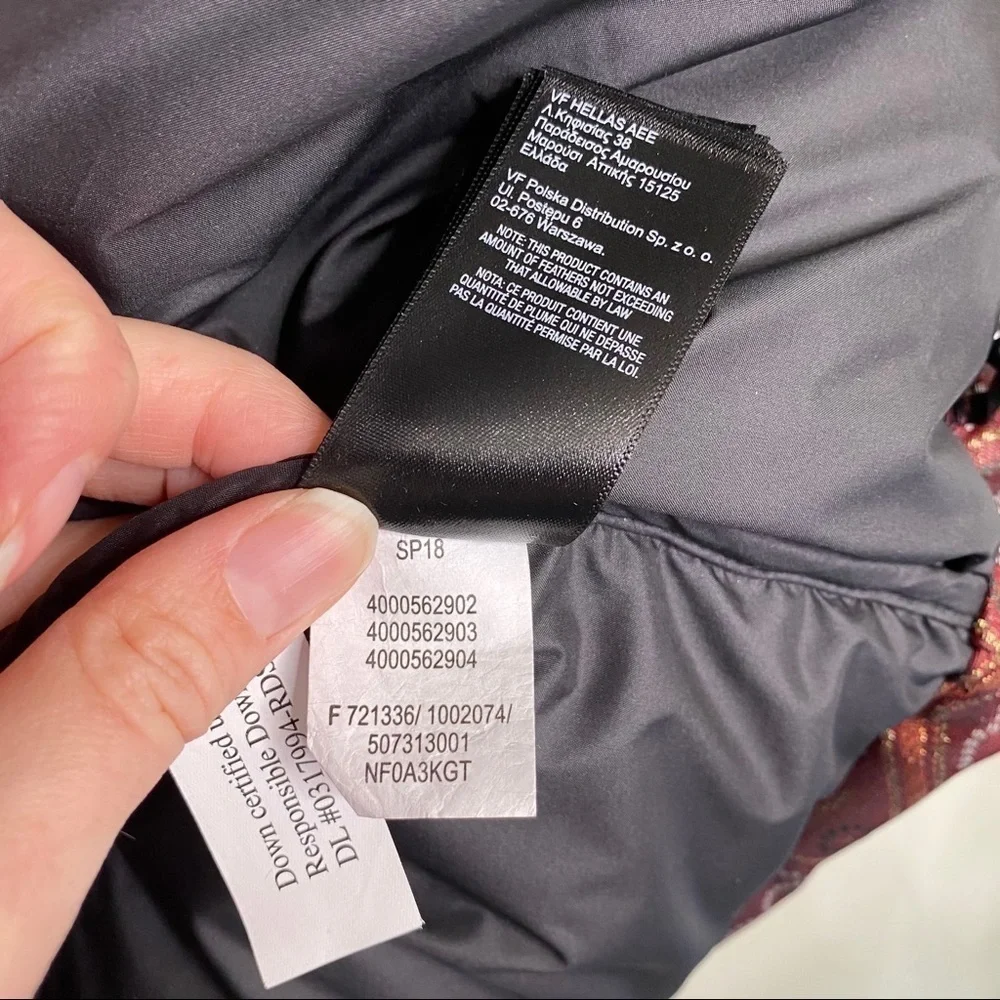 The North Face Nuptse 700 Fill Power Down Puffer Shimmering metallic jacquard